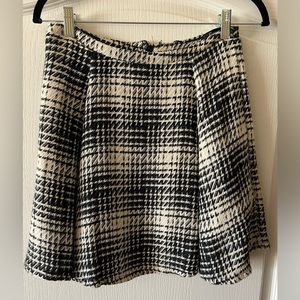 Forever 21 black and white pleated mini skirt. Size small